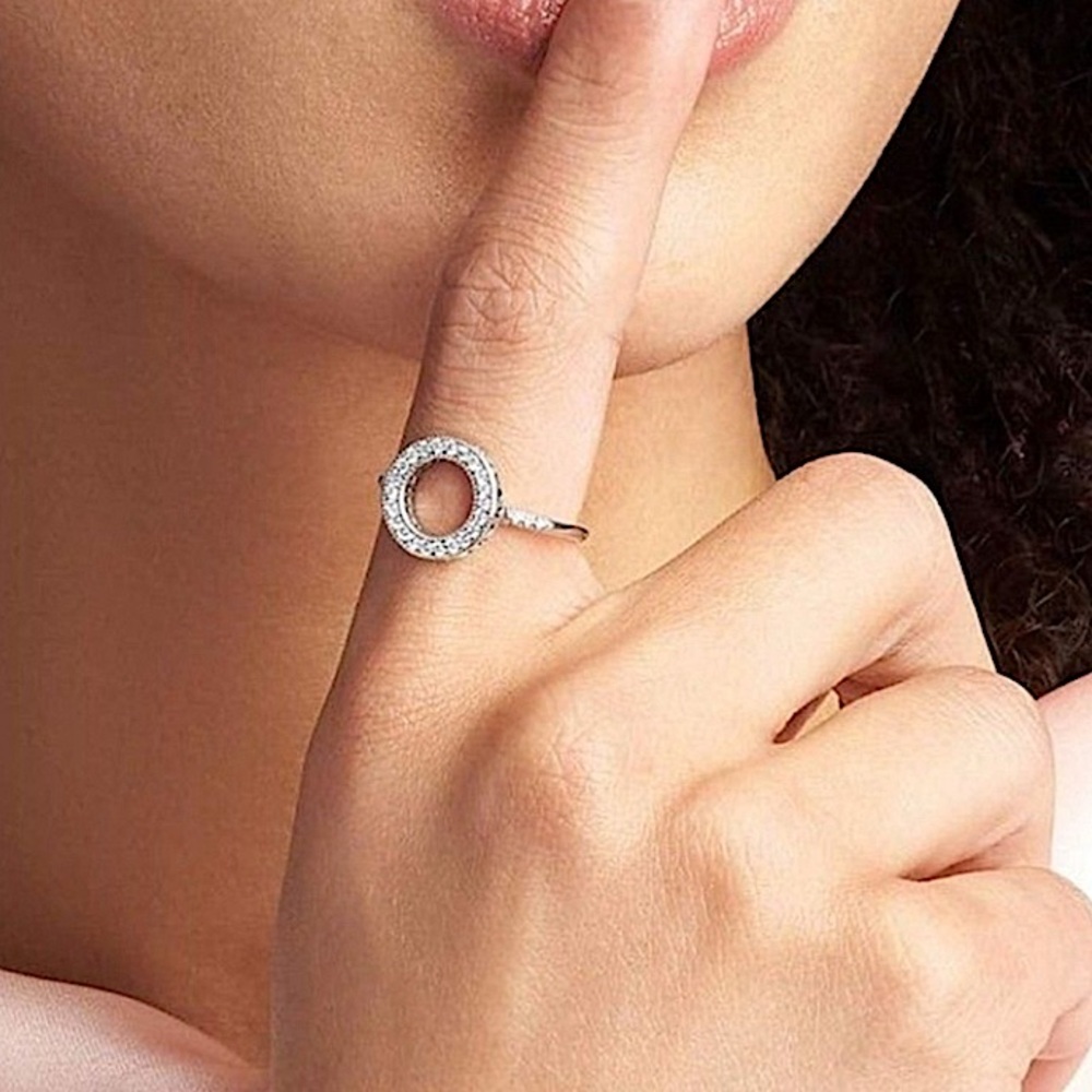Circle Halo Heart‎ Pave Simulated Diamond 925 Sterling Silver Ring, Size 5